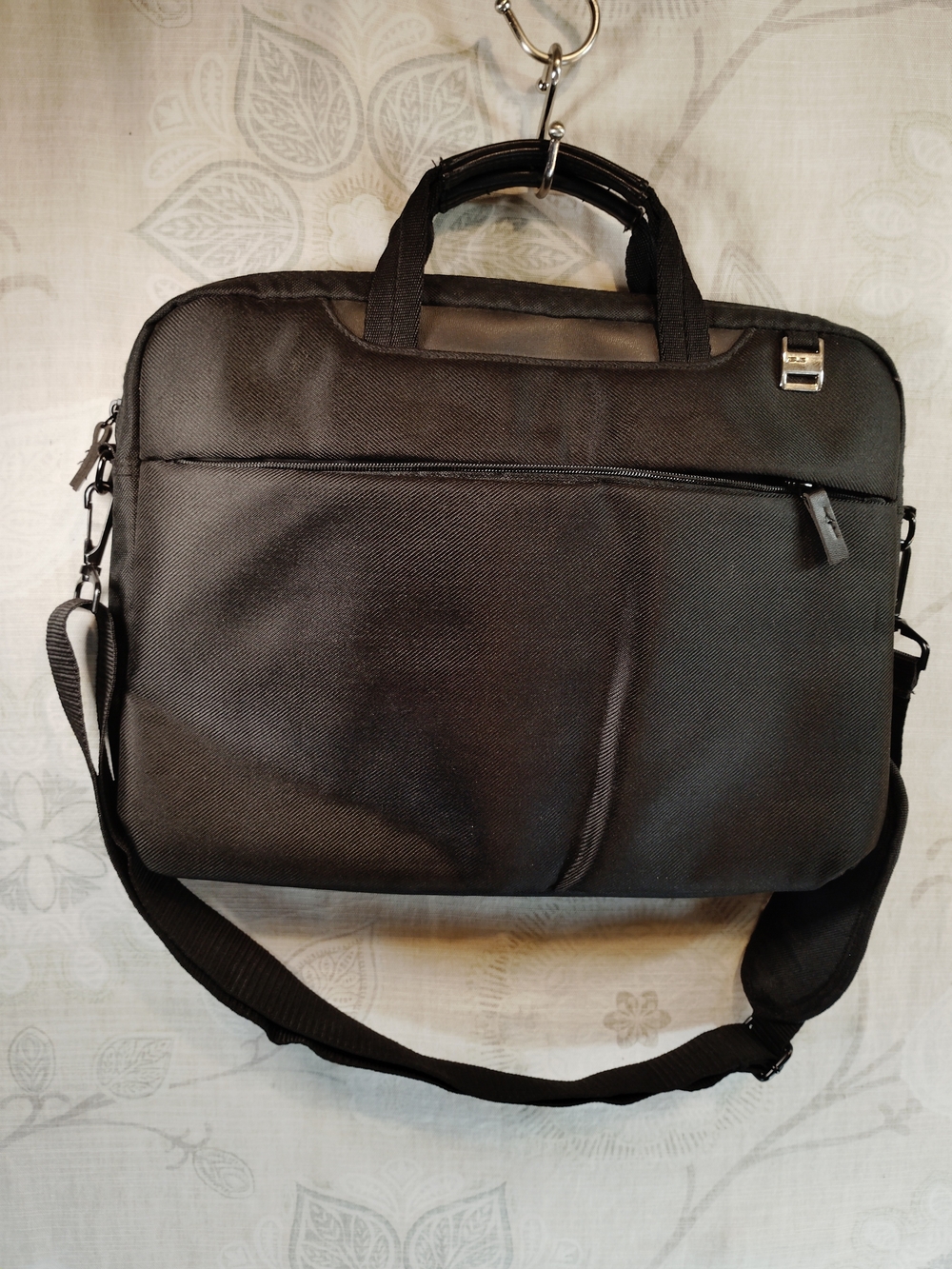 ASUS Black Laptop Briefcase with Shoulder Strap